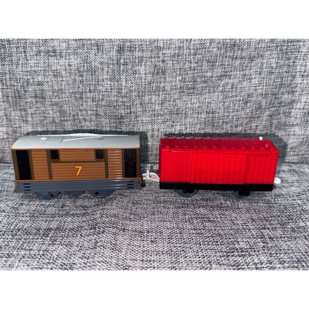 Fisher-Price Thomas & Friends TrackMaster Talking Toby Motorized Cargo Car - Picture 2 of 6